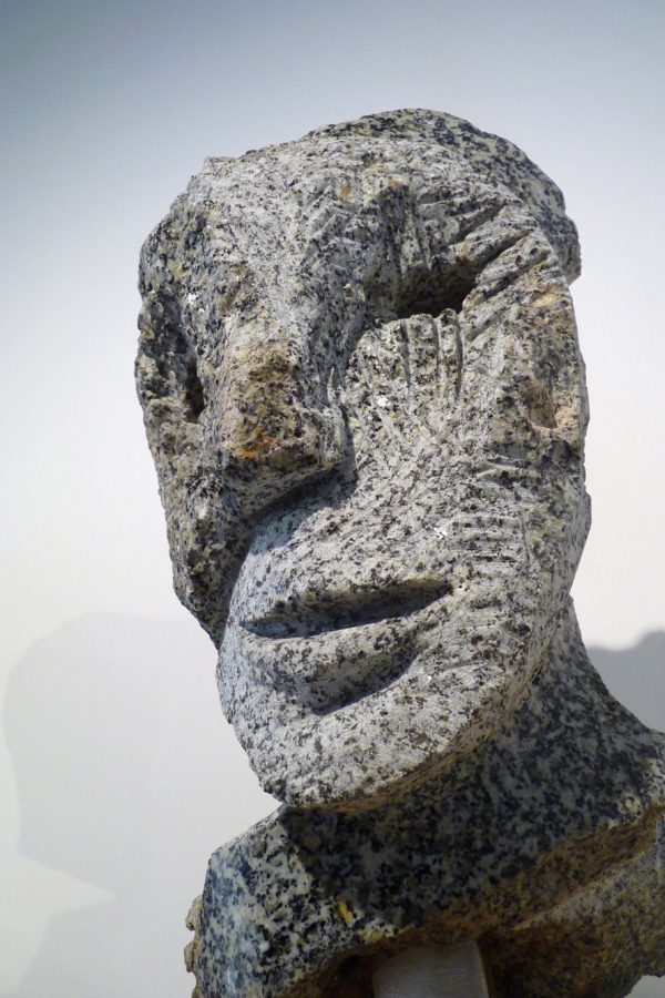 Jean-Yves GOSTI - "Petit Janus" - 2016 - Granit de Bretagne - 36 x 18,5 x 17 cm