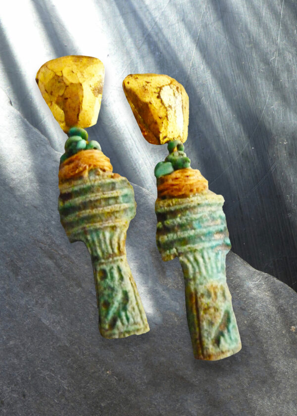 BOUCLES D'OREILLES