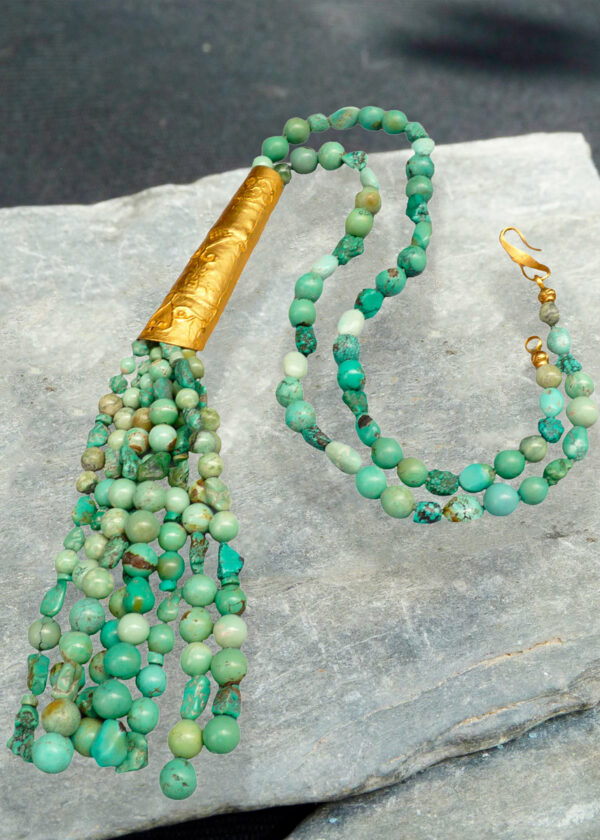 COLLIER